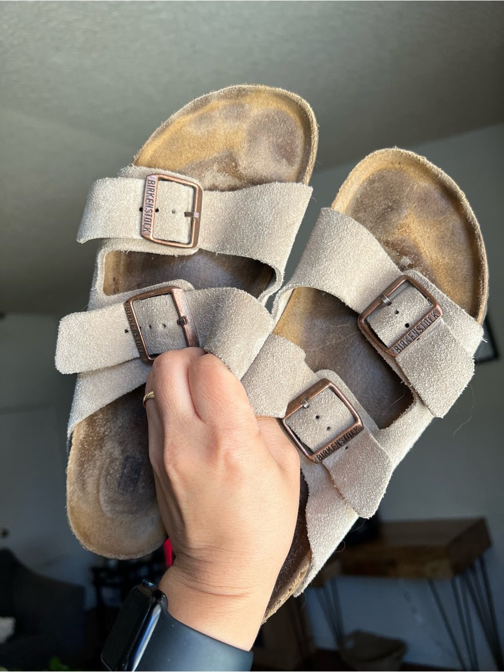 Birkenstock Arizona Tan Suede Sandals Size 41 L10 -10.5 M 8 -8.5. Regular fit - Picture 16 of 16